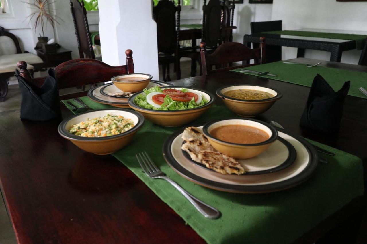 Plantation Villa Kalutara Esterno foto