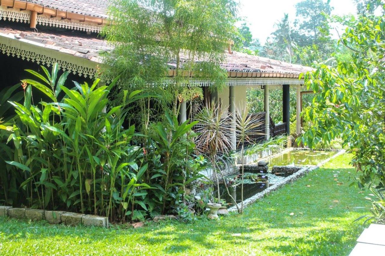 Plantation Villa Kalutara Esterno foto